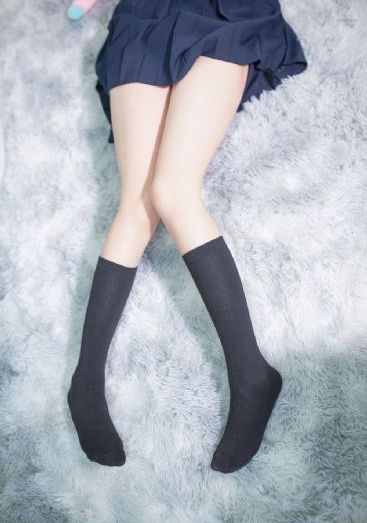 大胸女大学生