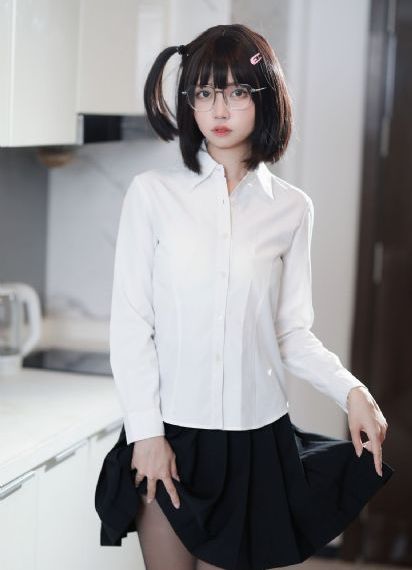亚洲精品水蜜桃