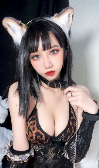 一个卖房子的女人