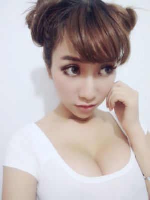 田中瞳在线