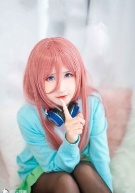 掰弯那些男人们