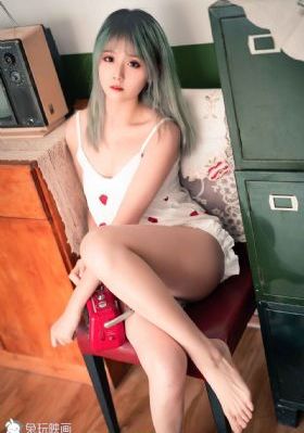 女教师自己扒开荫道口任你看