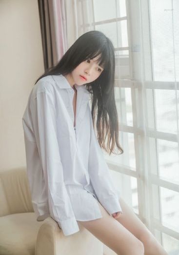 裙子里面是野兽免费观看