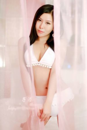 邻居的妻子在线