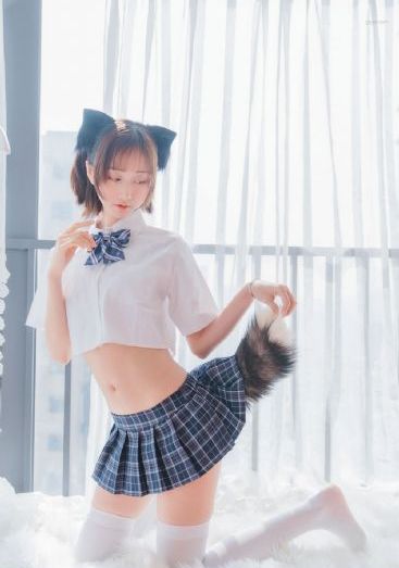 中に突然の大雨一雨宿