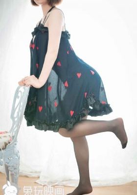 女人扒开腿让男人狂桶60分钟