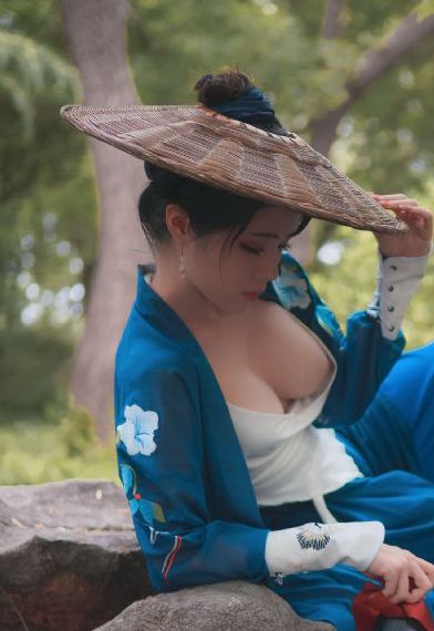我让最想被拥抱的男人威胁了