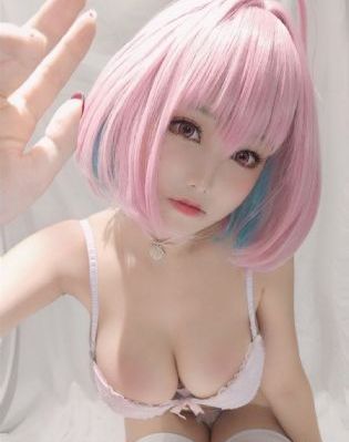 与君初相识恰似故人归